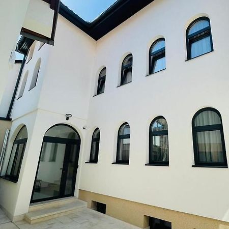Miss Saray Apartman Szarajevó Kültér fotó