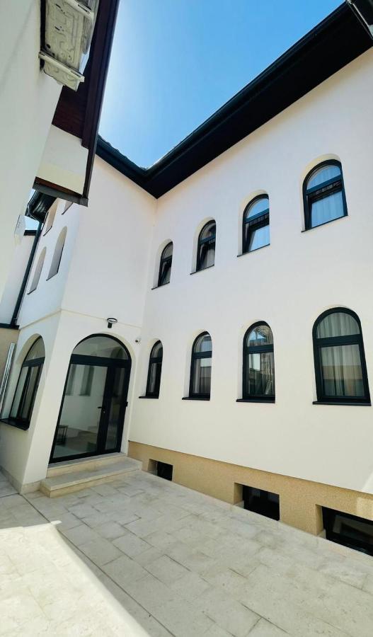 Miss Saray Apartman Szarajevó Kültér fotó
