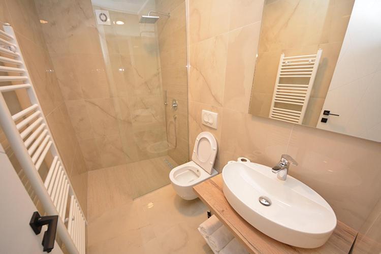 Miss Saray Apartman Szarajevó Kültér fotó