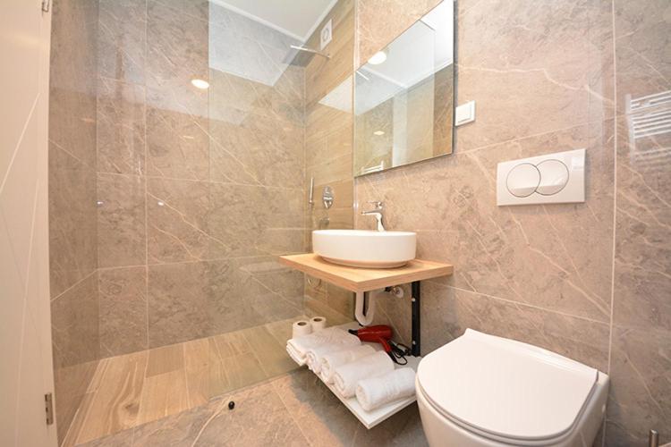 Miss Saray Apartman Szarajevó Kültér fotó